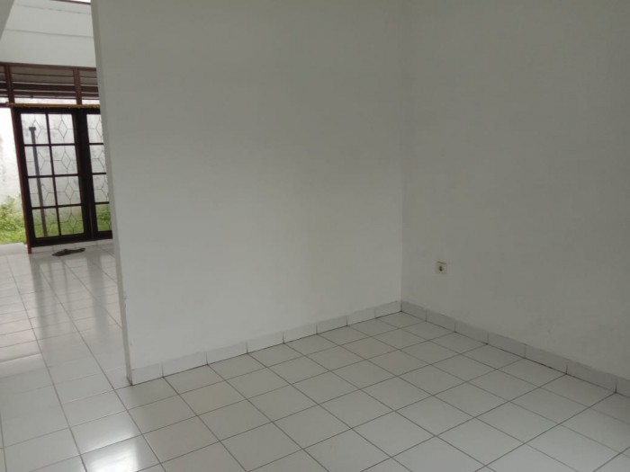 Rumah Disewakan di Cluster Meadow Green Lippo Cikarang